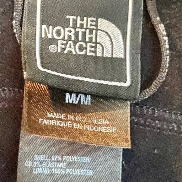 North face black jacket - Picture 3 of 3